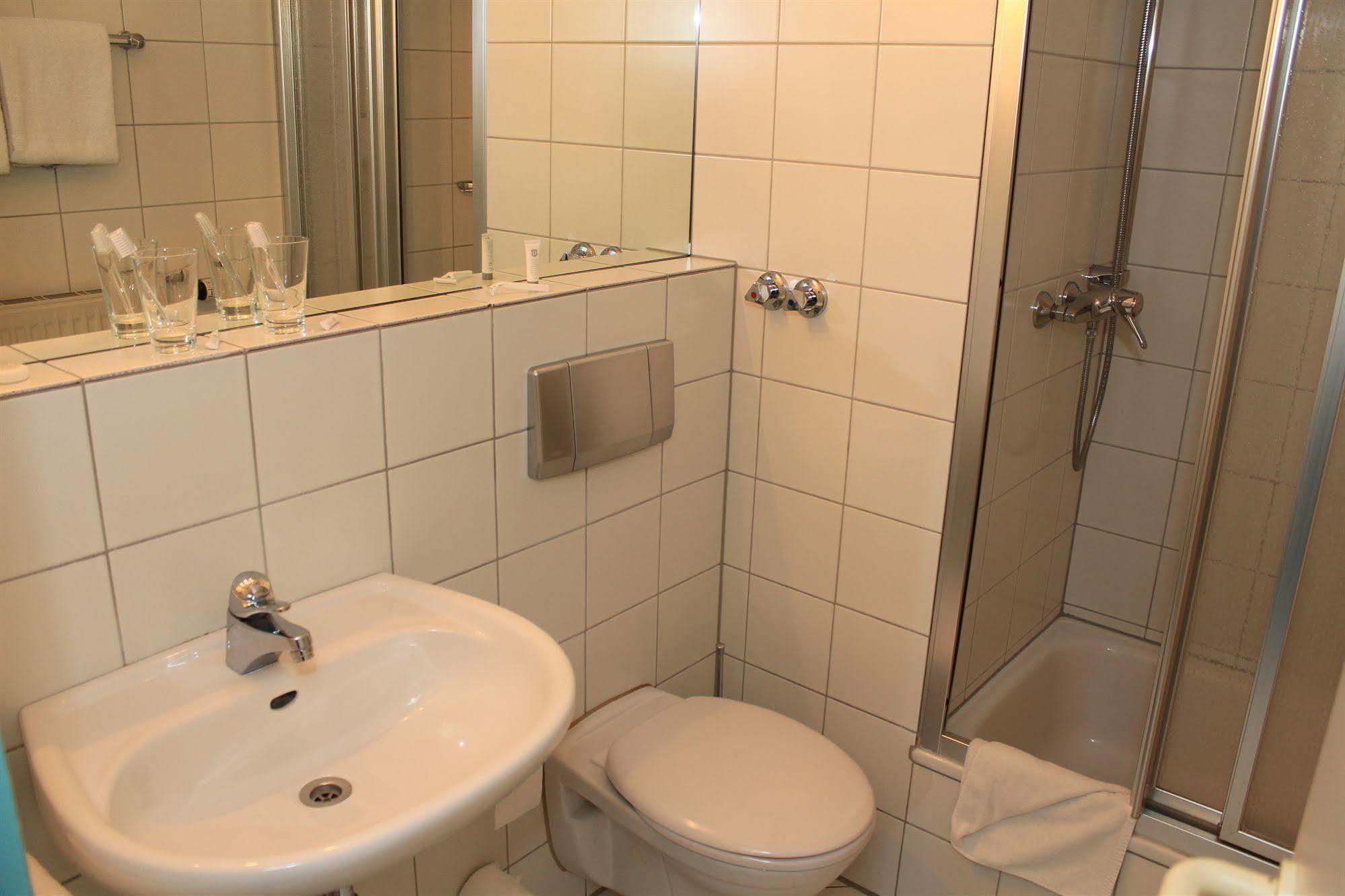 Hotel Ruettenscheider Stern Essen Extérieur photo