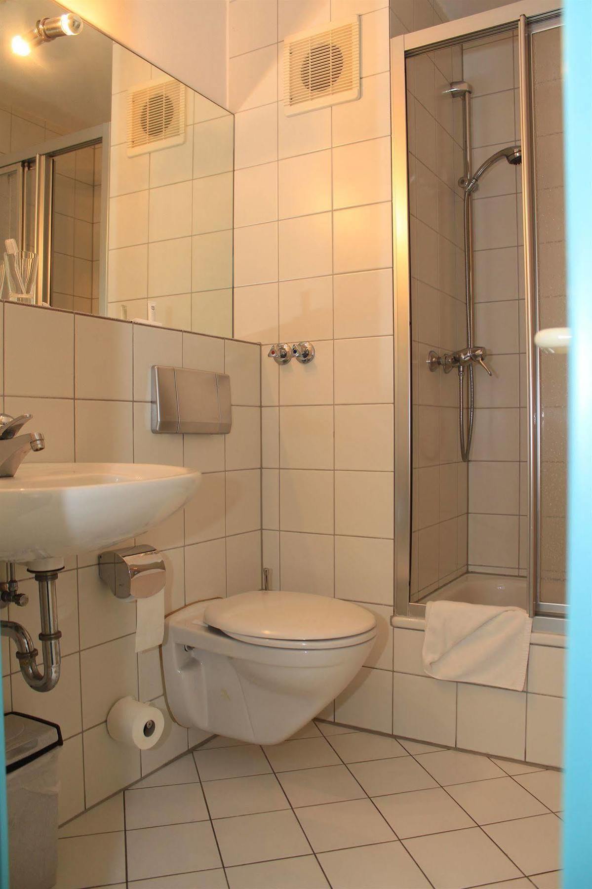Hotel Ruettenscheider Stern Essen Extérieur photo