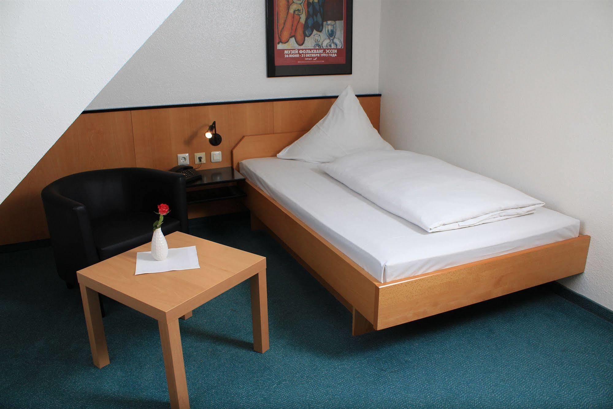 Hotel Ruettenscheider Stern Essen Extérieur photo